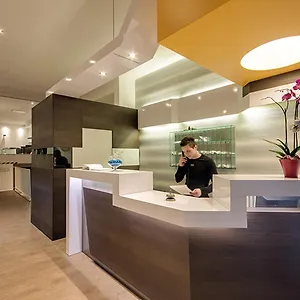 *** Hotel Genius Downtown Italy